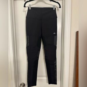 ALO Yoga Leggings with Mesh Panels